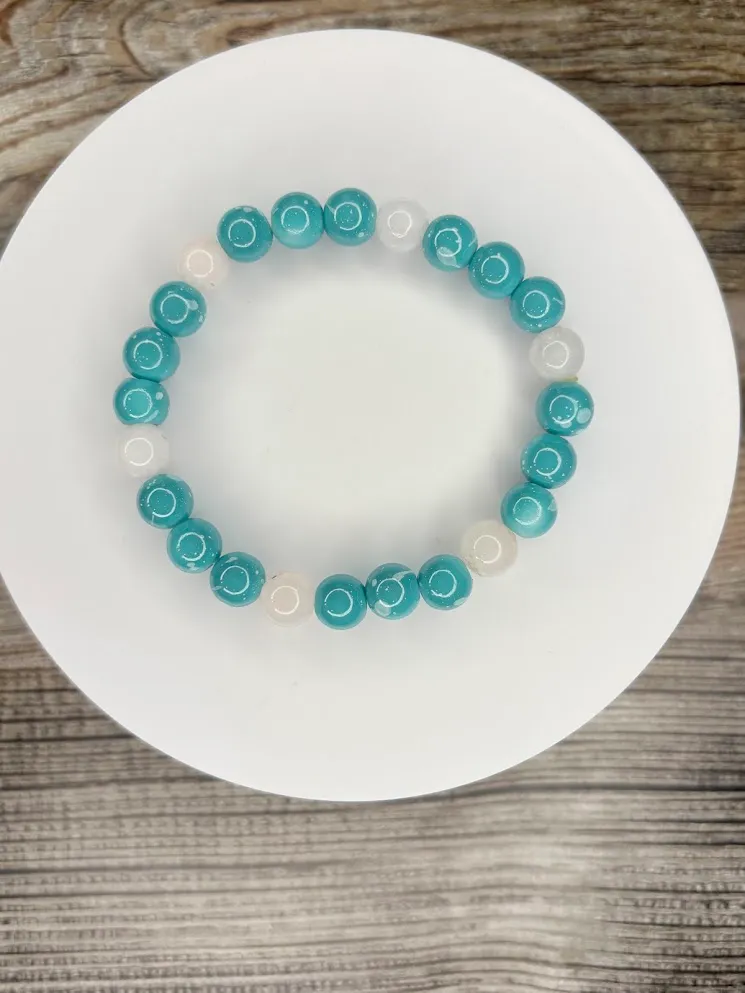 Teal and white stone bracelet — handmade bracelet by Beadiverse