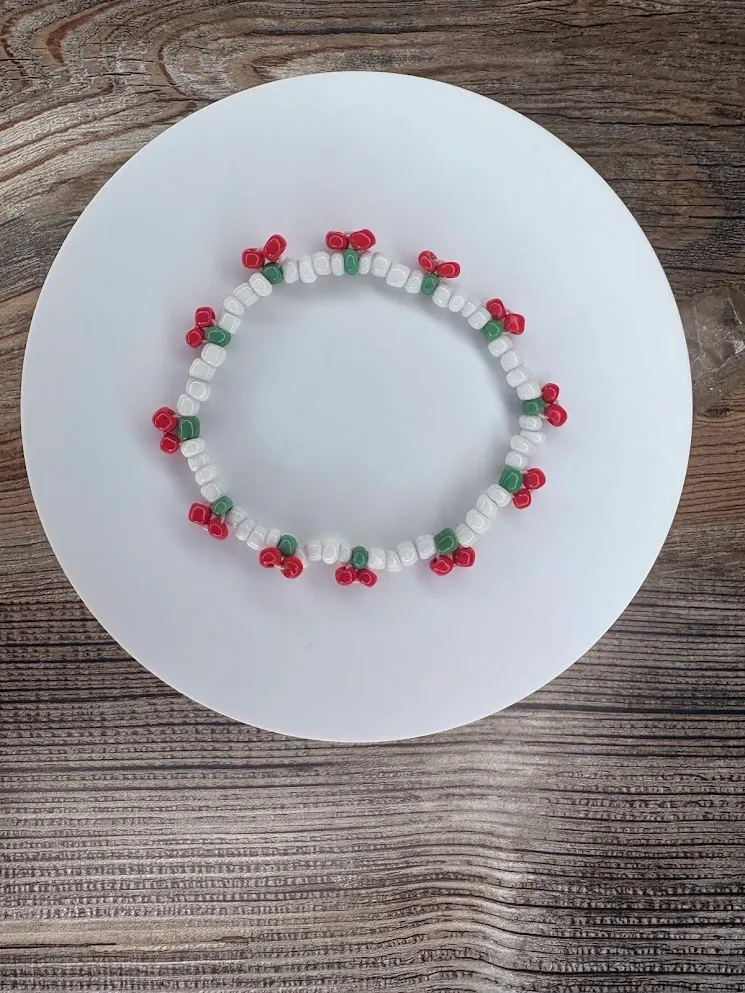 Cherry bracelet — handmade bracelet by Beadiverse