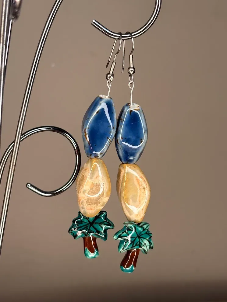 Chunky tropical earrings — handmade earrings by Beadiverse