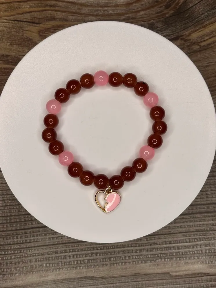 2000s heartbreak — handmade bracelet by Beadiverse