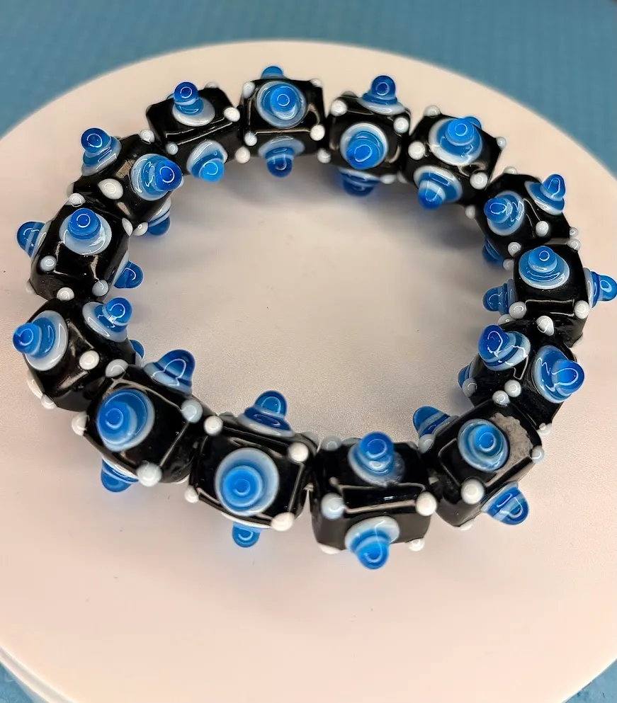 Electric orbit bracelet 2