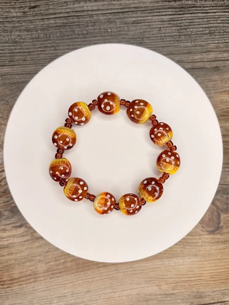 Deer print bracelet — handmade bracelet by Beadiverse