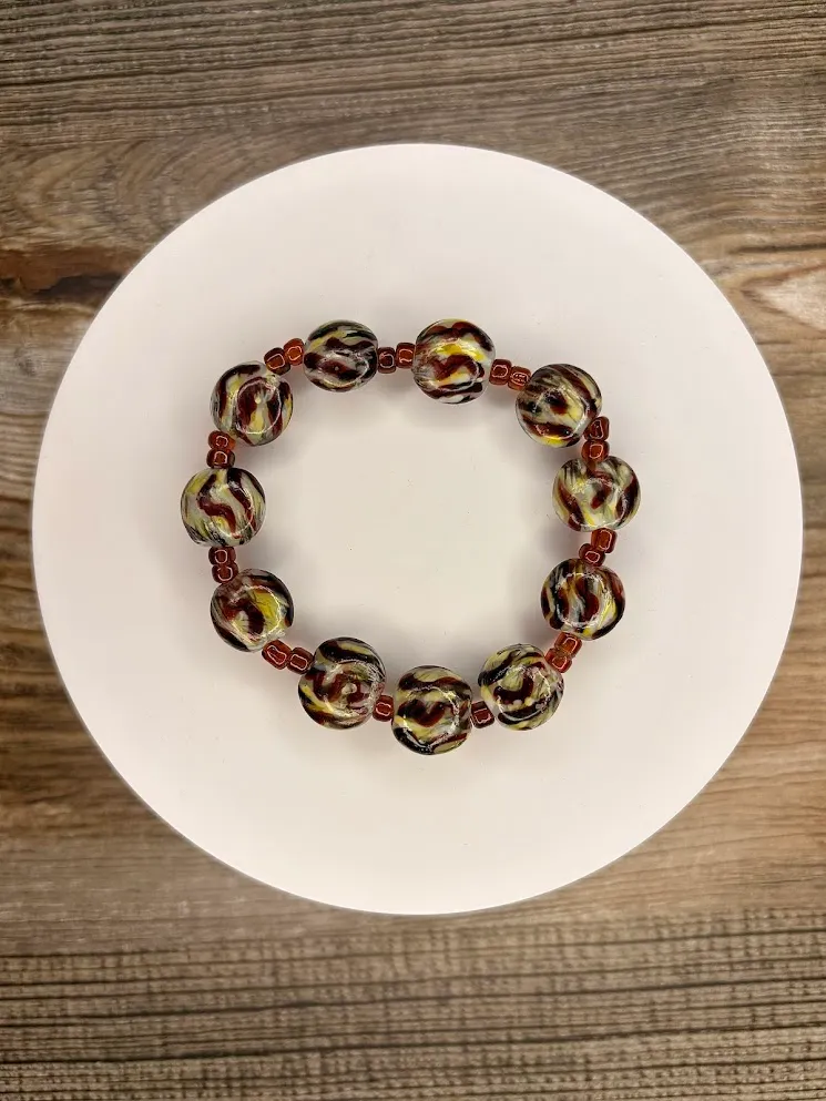 Antelope print bracelet — handmade bracelet by Beadiverse