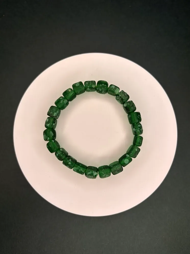 Emerald forest bracelet — handmade bracelet by Beadiverse