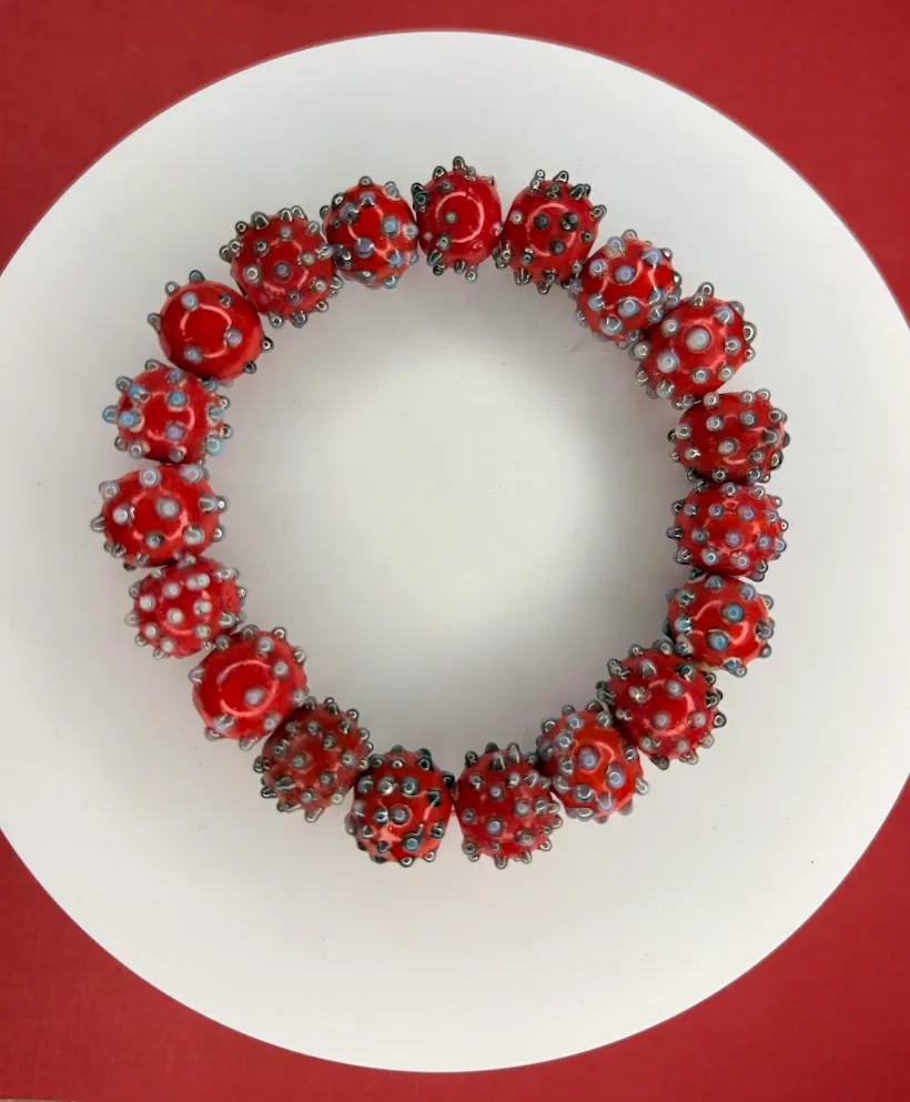 Red riot bracelet — handmade bracelet by Beadiverse