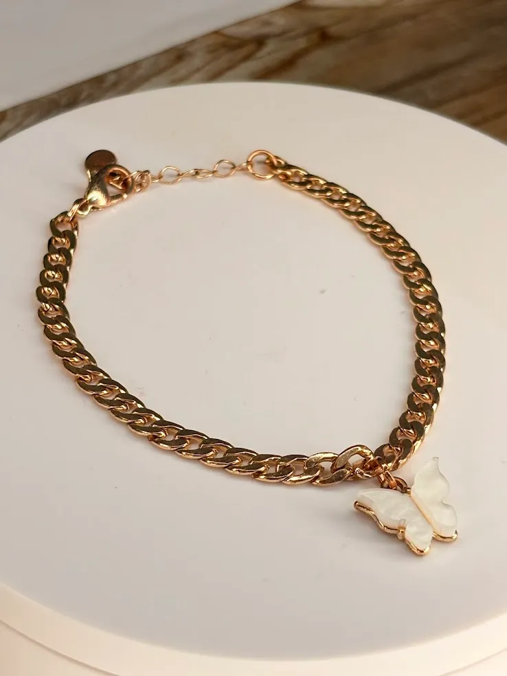 Golden flutter bracelet — handmade bracelet by Beadiverse