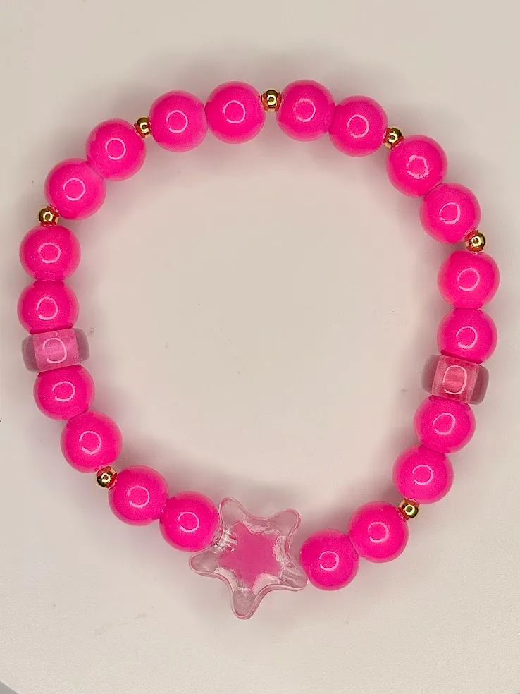 Bubblegum stardrop bracelet — handmade bracelet by Beadiverse