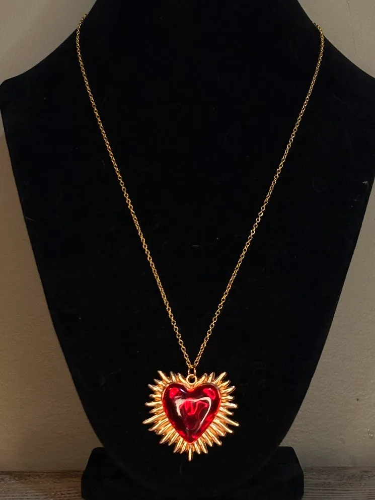 Spiked heart necklace — handmade necklace by Beadiverse