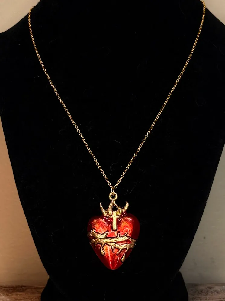 Damned heart necklace — handmade necklace by Beadiverse