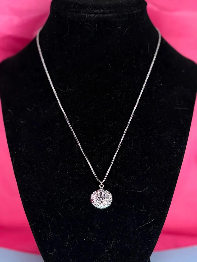 Sparkling seashell necklace — handmade necklace by Beadiverse