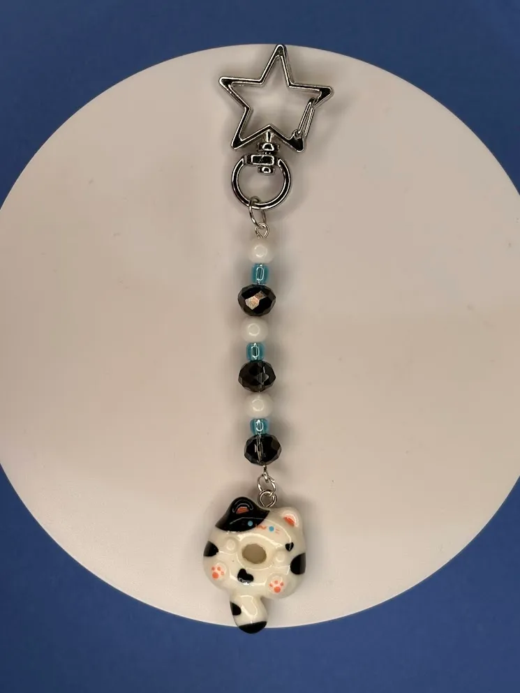 Cow cat keychain — handmade keychain by Beadiverse