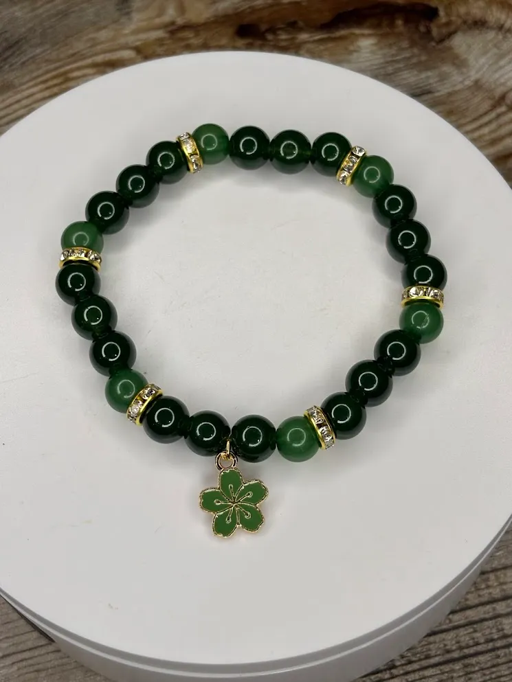 Emerald isle bracelet — handmade bracelet by Beadiverse