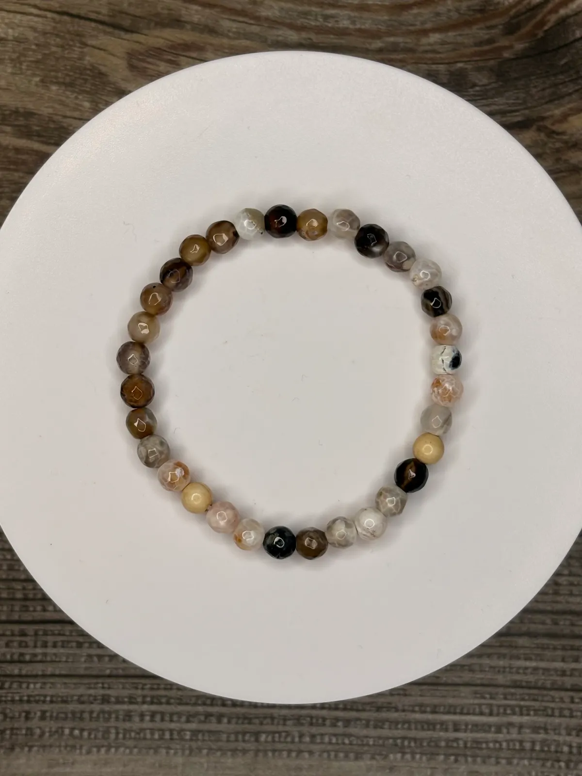 Beige mom bracelet — handmade bracelet by Beadiverse