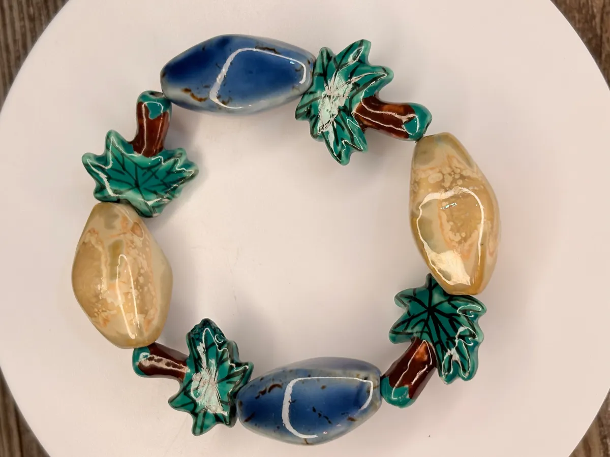Chunky tropical bracelet — handmade bracelet by Beadiverse