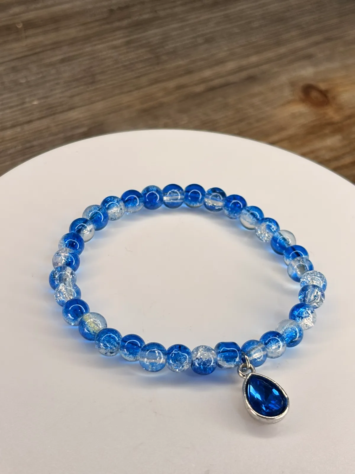 Blue drop bracelet — handmade bracelet by Beadiverse