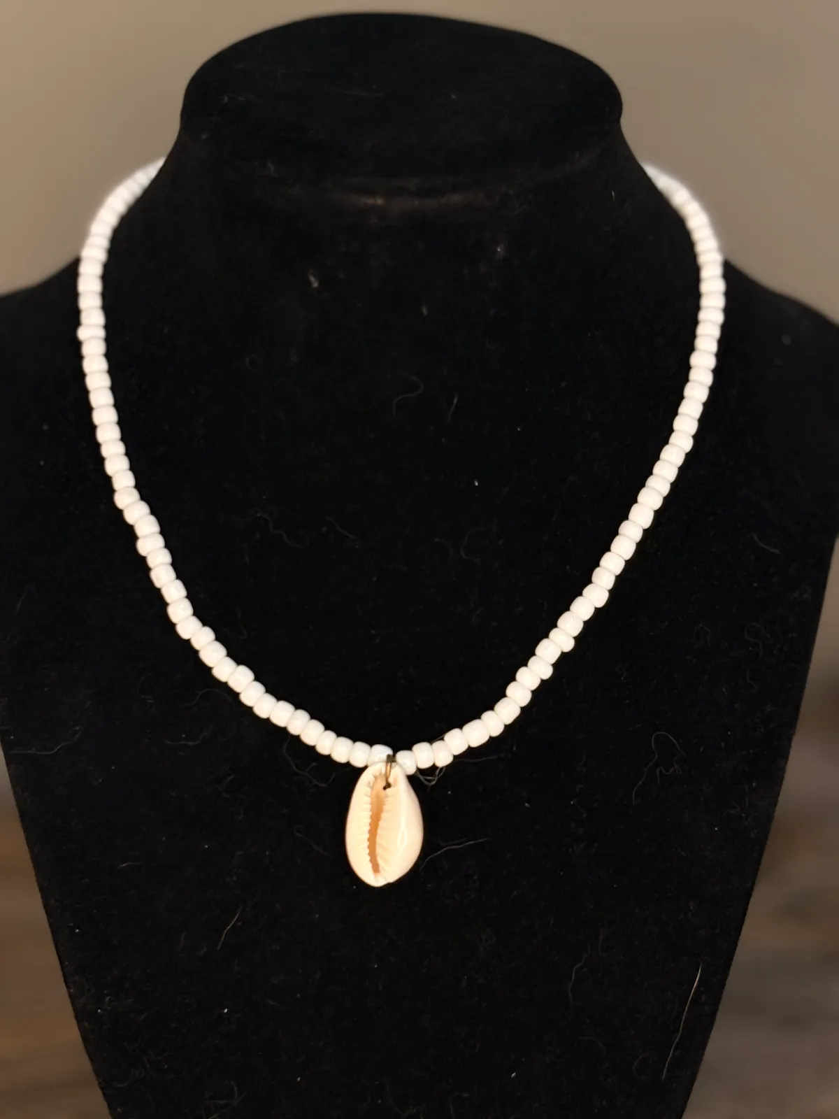 Shell  beach necklace — handmade necklace by Beadiverse
