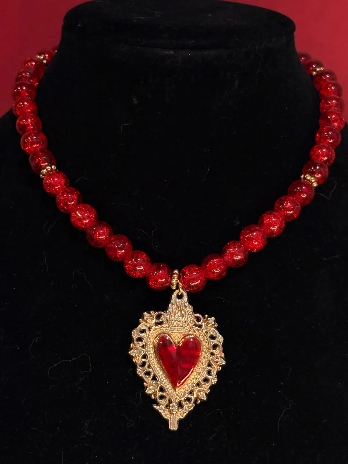 Royal heart necklace 2